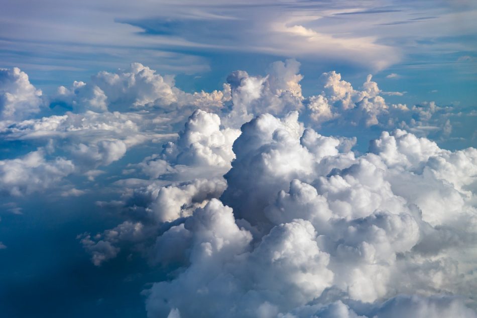 空から見た雲